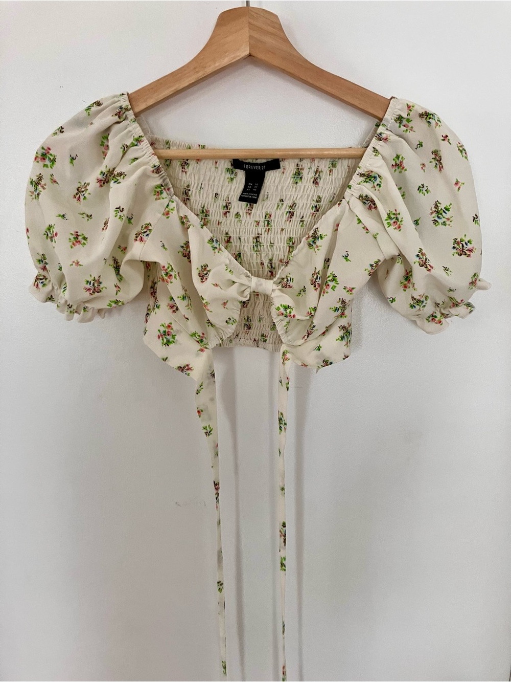 Forever 21 Cream Floral Puff-Sleeve Tie-Front Crop Top with floral Accents